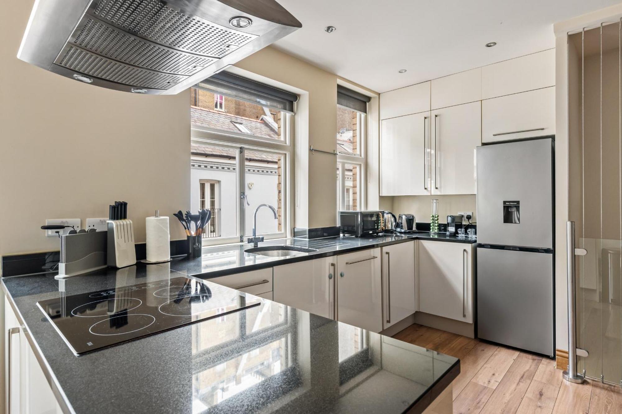 Enchanting Hideaway - La Reserve South Kensington لندن المظهر الخارجي الصورة